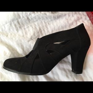 Aerosoles dress shoes black 10m